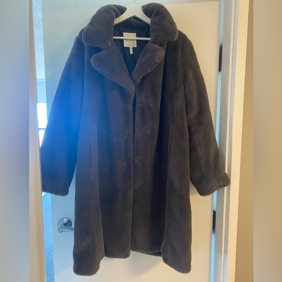 Grey Faux Fur Coat by Brand Avec Les Filles - Picture 3 of 4